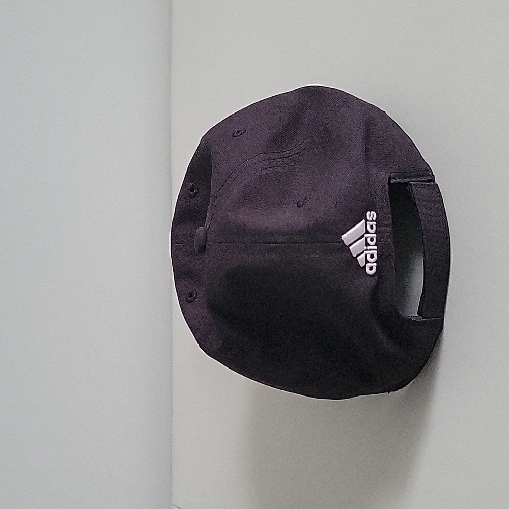 Adidas Hat - Picture 2 of 5